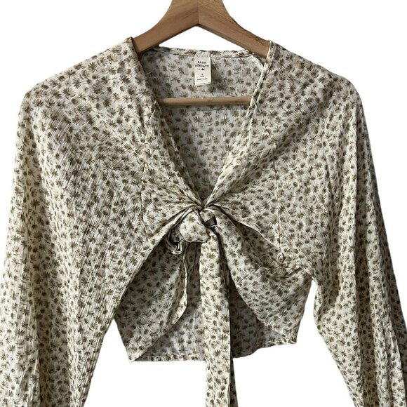 Lazy Sundays Crop Top Size Small Wrap Front Tie Wrap Floral Beige Green - Picture 4 of 8